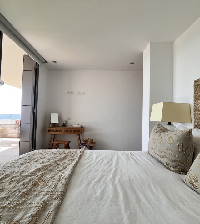 Resa Estates Ibiza apartment for sale te koop zeezicht sea views Cala gracio bedroom 2.jpeg